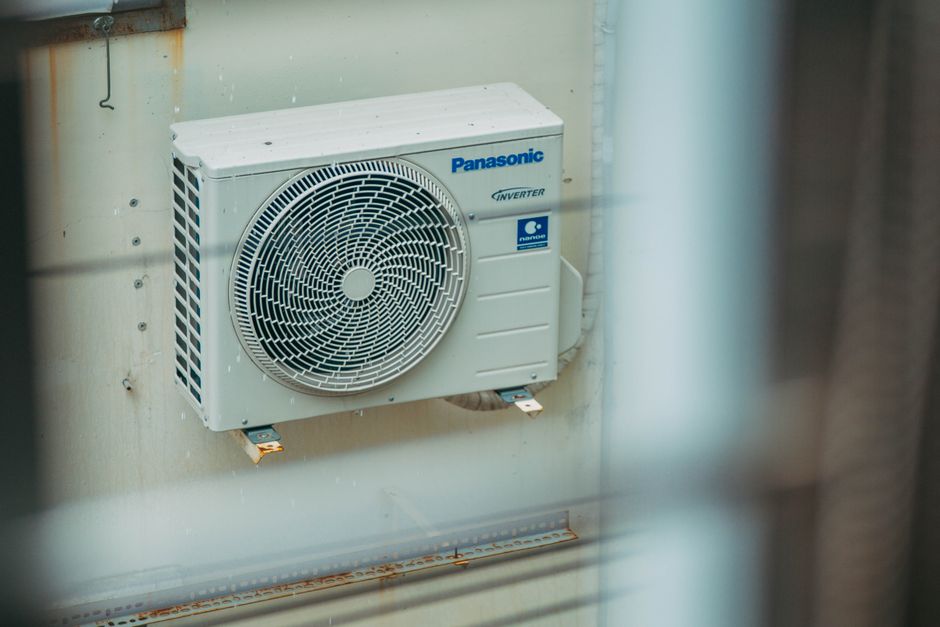 Ar-condicionado inverter mira eficiência e conforto noturno