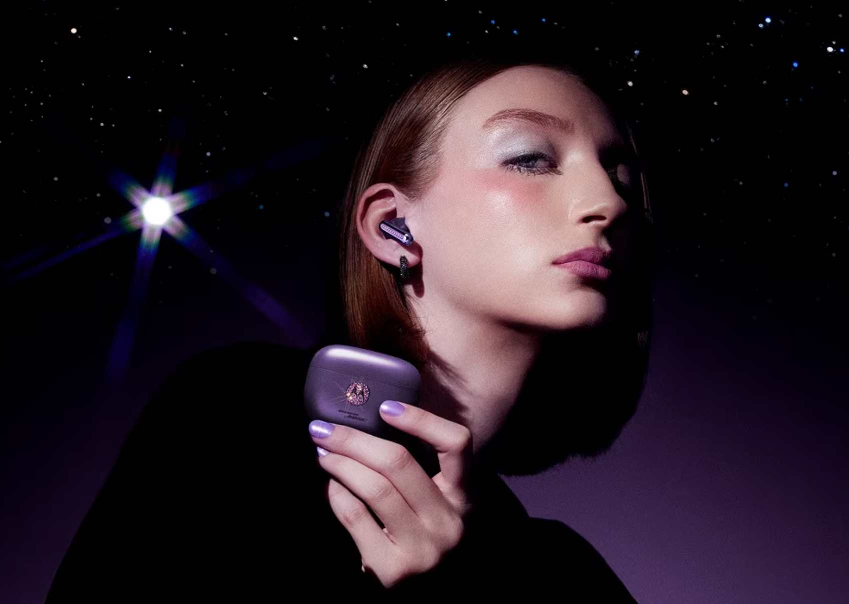 Motorola amplia ecossistema com rastreador e fones premium